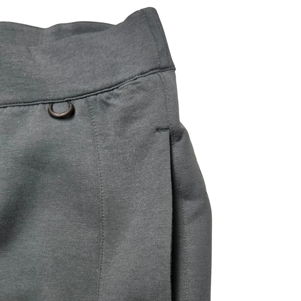 Nike 24.7 Womens Large Soft Dri-FIT Training Jogger Pants Mid Rise Ankle Length
